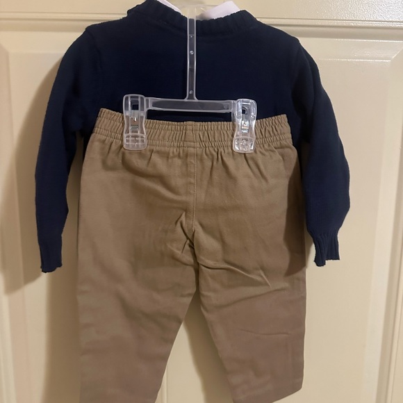 6-9 months, 3 piece sweater set - Picture 2 of 3